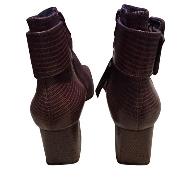 Ron White Lana Weatherproof Buckle Bootie Euro 39 / US Women 8.5 New w/ Tag $645 - Picture 7 of 11